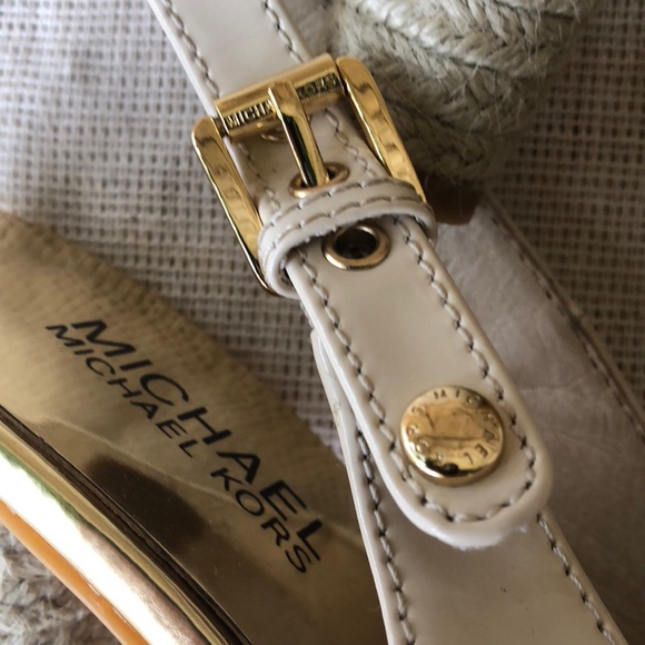 Michael Michael Kore Heels nude Size 6 1/2 M - Picture 4 of 8